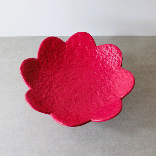 Scalloped pedestal bowl - berry