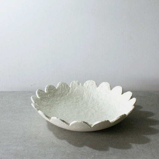 Scalloped dish large - oatmeal