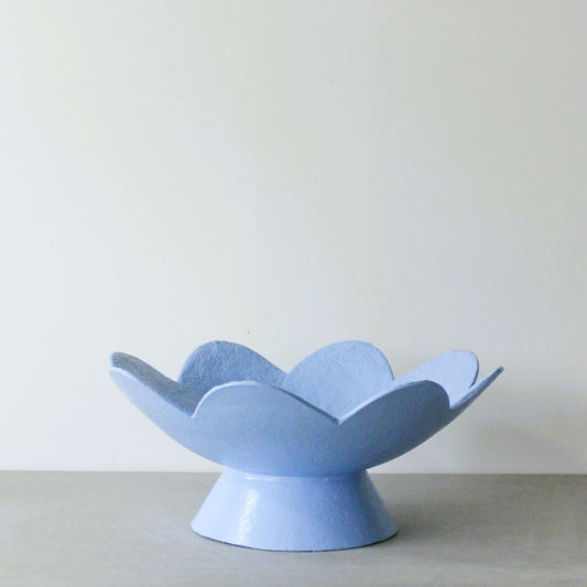 Scalloped pedestal bowl - cornflower blue