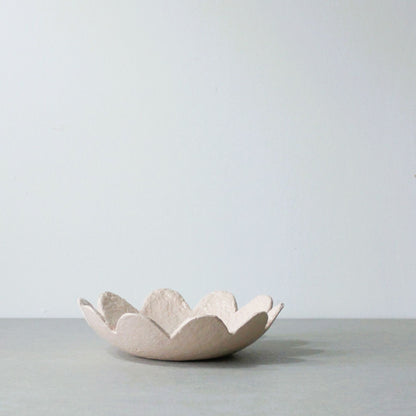 Scalloped trinket dish - pink champagne