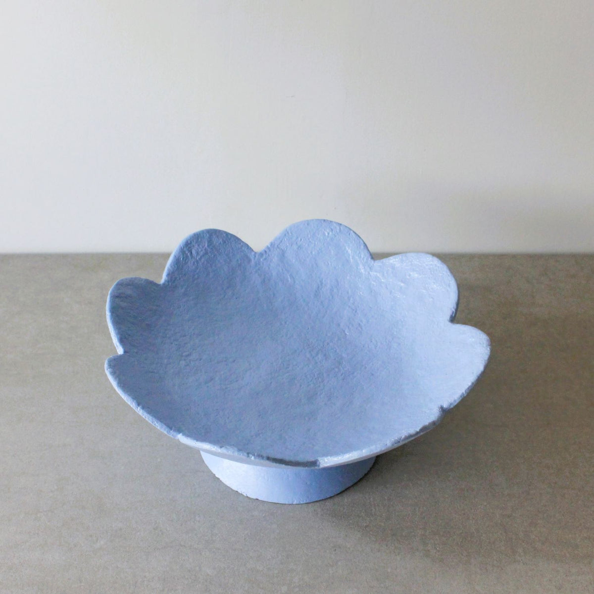 Scalloped pedestal bowl - cornflower blue